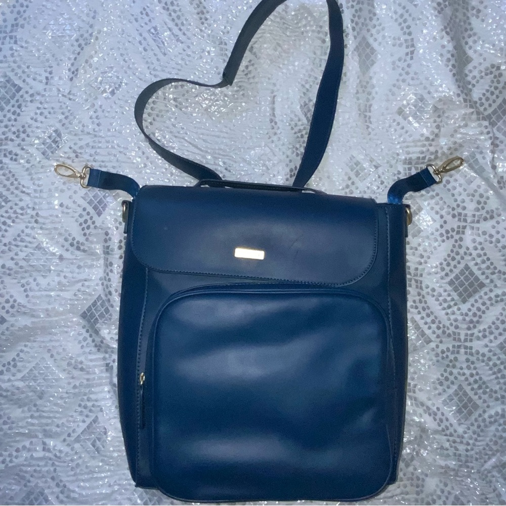 JJ Cole Brookmont Backpack Diaper Bag in Oxford Navy.